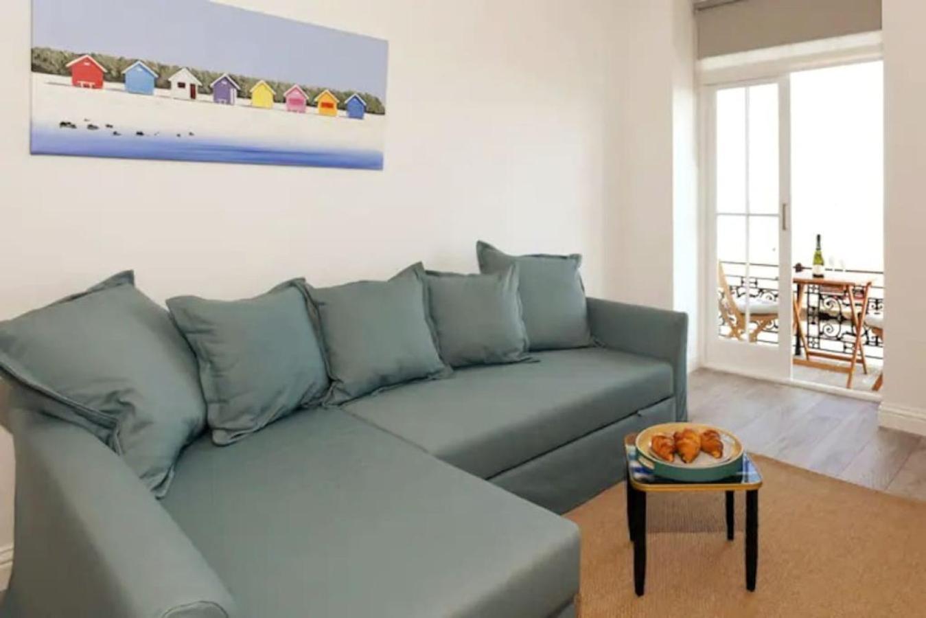 Air Maison - Stunning Beach Front Apartment 포츠머스 외부 사진